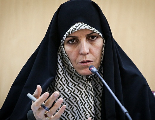 زنان ایرانی برای پیشرفت سیاسی با موانع متعددی مواجه هستند