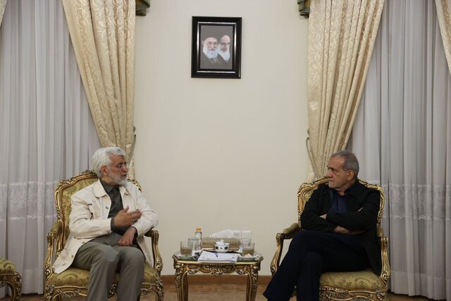 پزشکیان و جلیلی