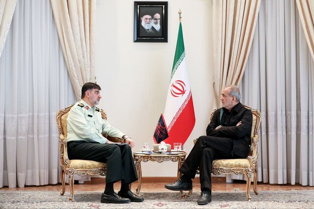 پزشکیان و سردار رادان