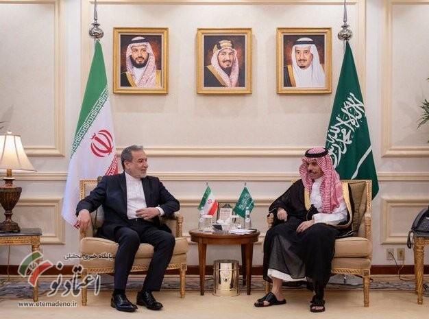 دیدار عراقچی و فیصل بن فرحان