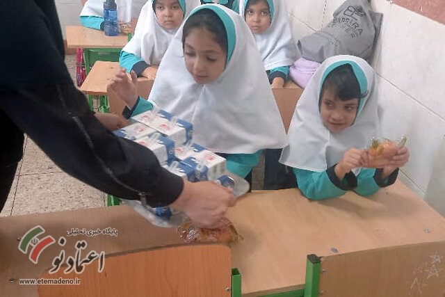 شیر مدارس